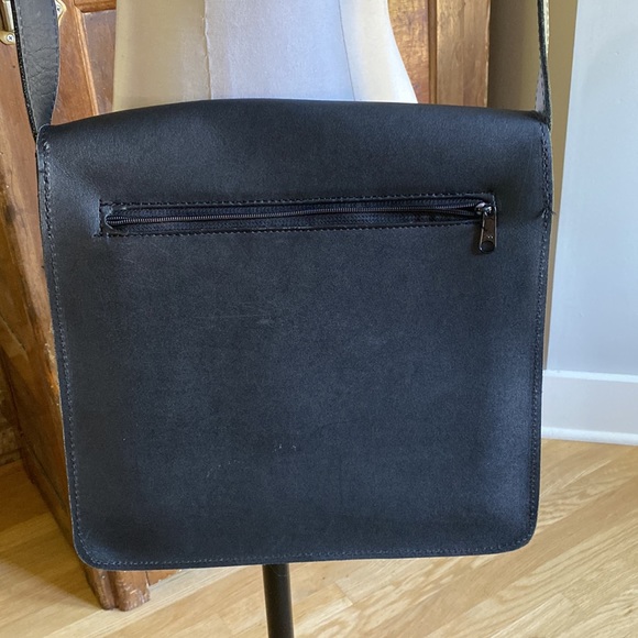 VILLAGE TANNERY New York BLACK HANDMADE SHOULDER BAG - Picture 7 of 9